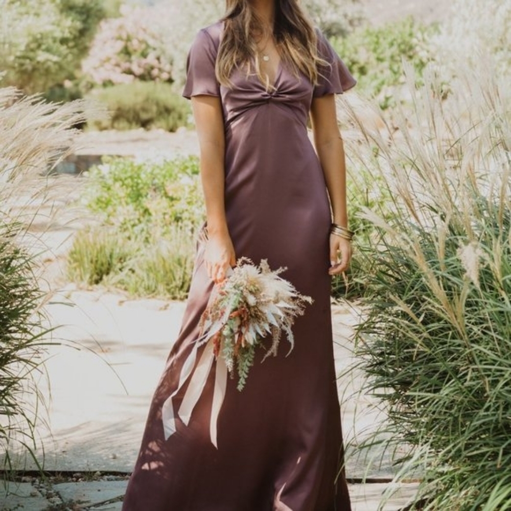 show me your mumu Rome Twist Gown dusty pl…